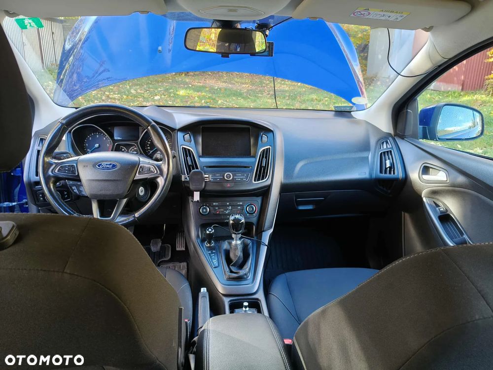 Ford Focus - 12