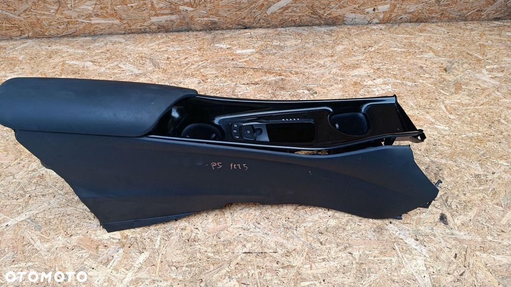 TUNEL ŚRODKOWY PODŁOKIETNIK TOYOTA C-HR