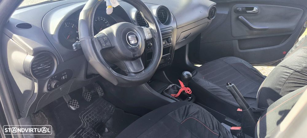 SEAT Ibiza - 2