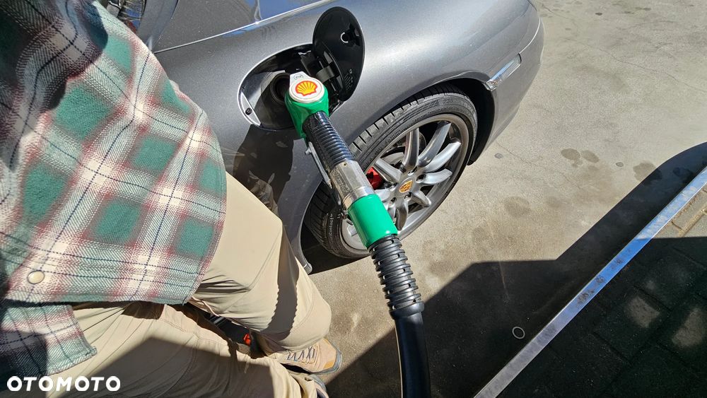 Porsche 911 Carrera 4 S Tiptronic - 19