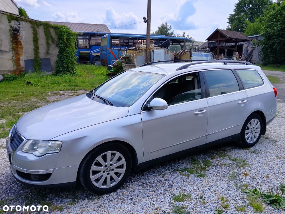 Volkswagen Passat - 2