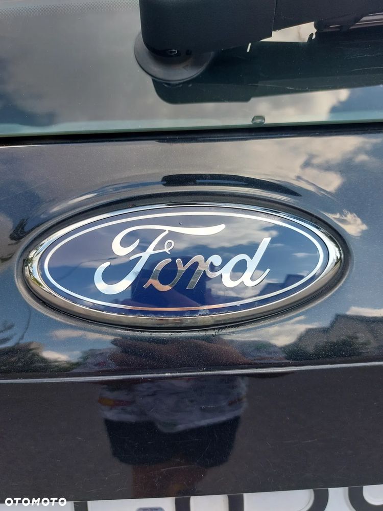 Ford Mondeo - 12
