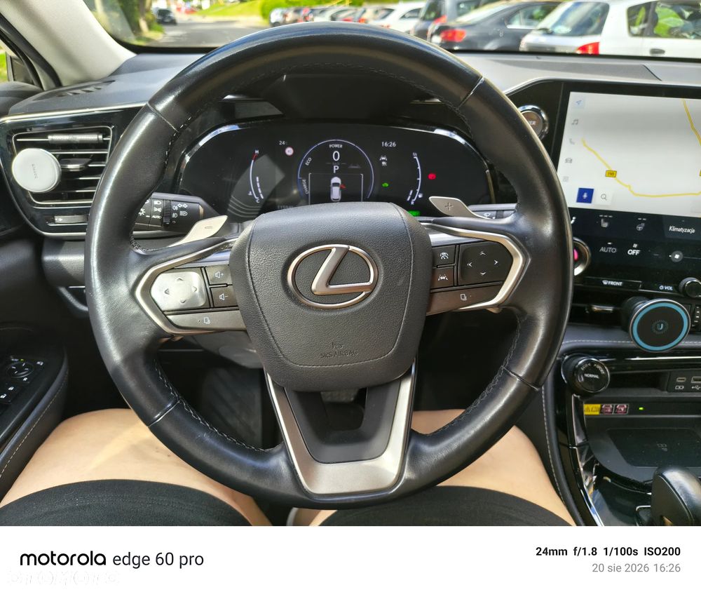 Lexus NX 300 Prestige AWD - 4