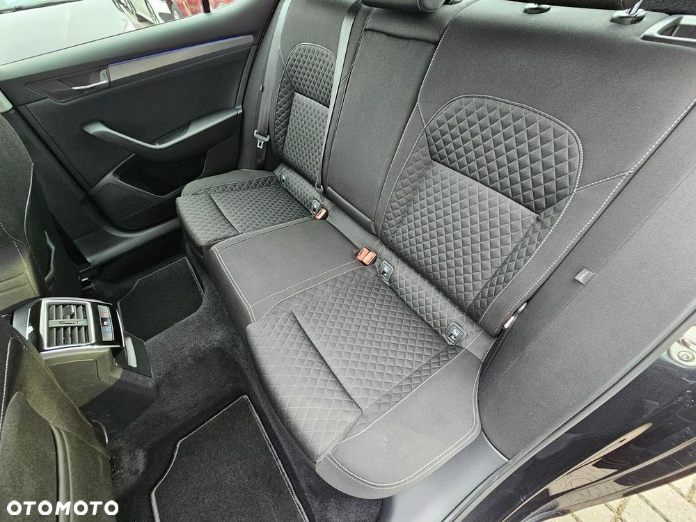 Skoda Superb 2.0 TDI SCR Ambition DSG - 15