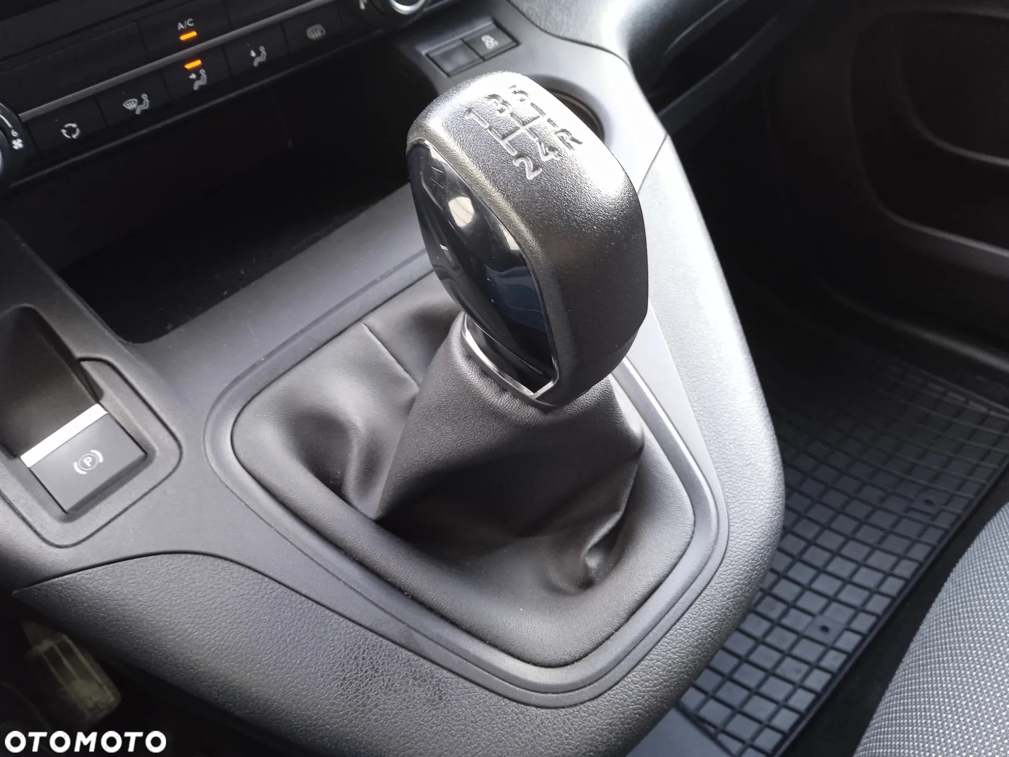 Opel Combo - 15