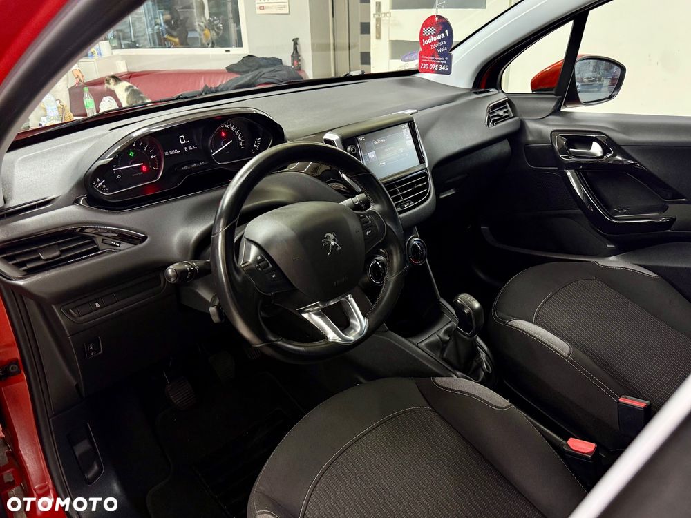 Peugeot 208 82 VTI Style - 29