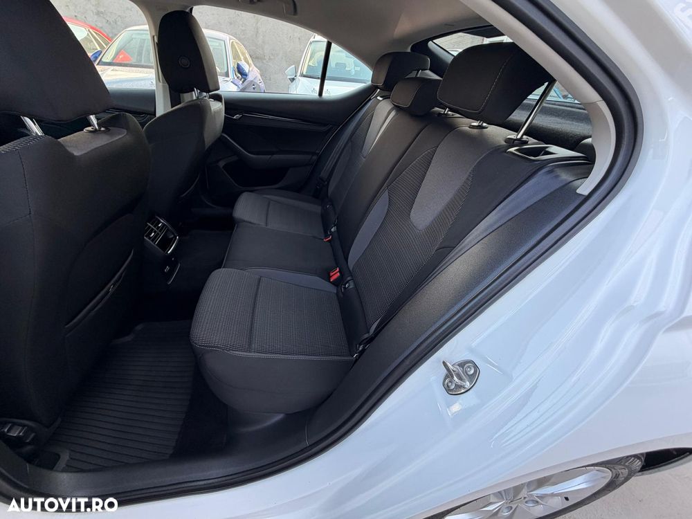 Skoda Octavia 1.0 TSI DSG Mild Hybrid Style - 19