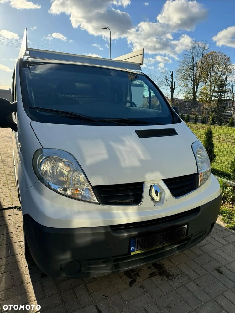 Renault TRAFIC - 1