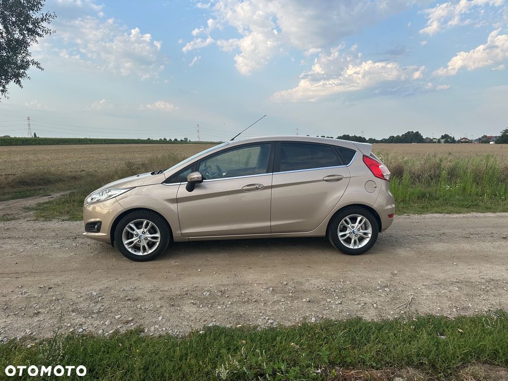 Ford Fiesta 1.0 EcoBoost STart-Stop Titanium - 3
