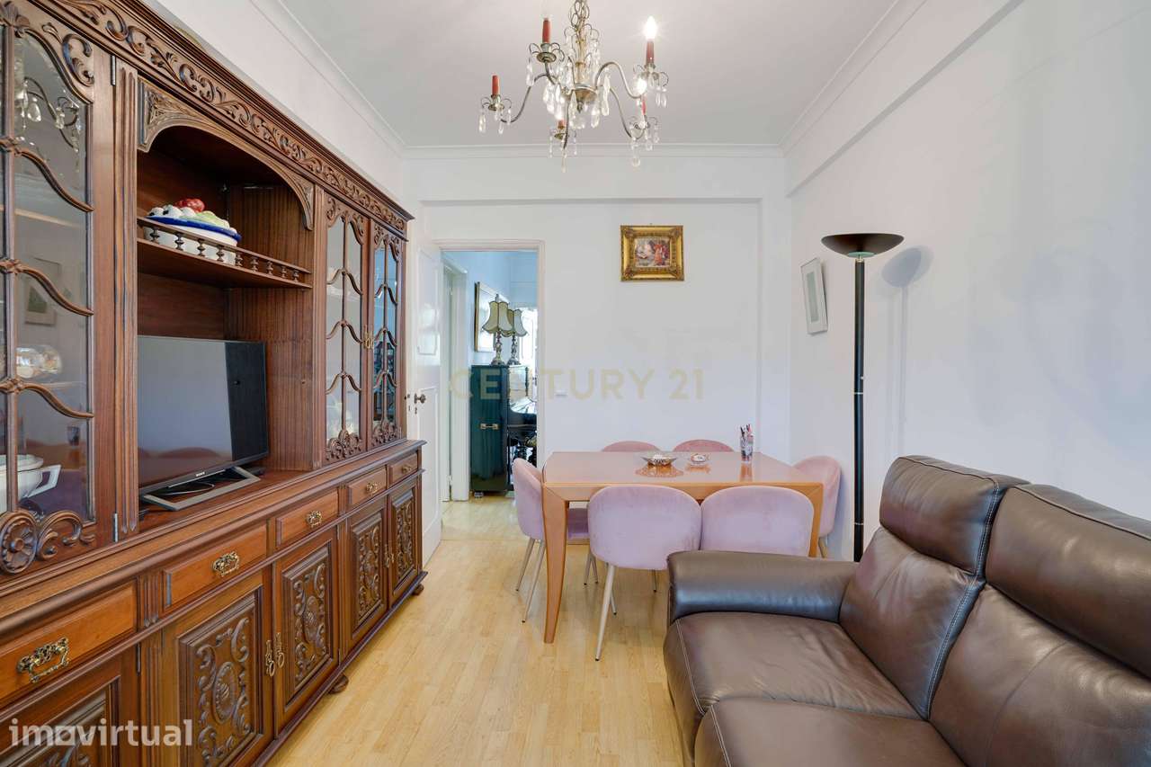 Apartamento T3 pleno de luminosidade em zona premium de Benfica - Grande imagem: 5/35