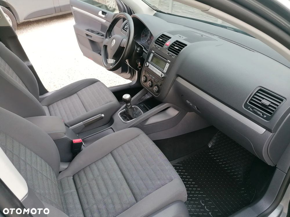 Volkswagen Golf 1.6 Tour - 10