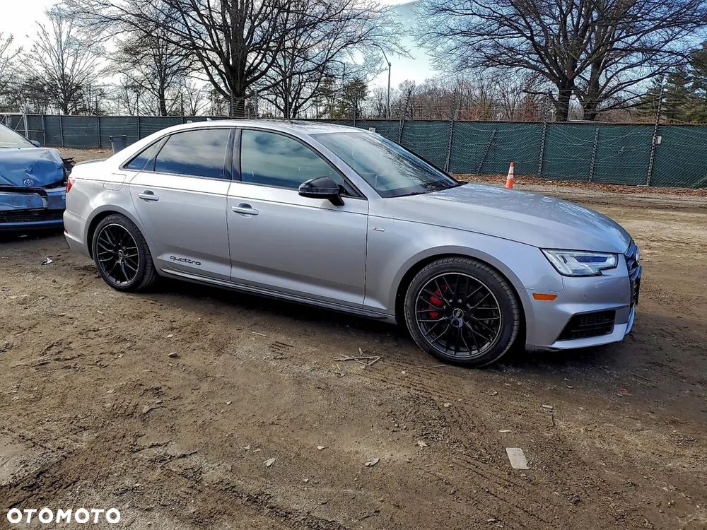 Audi A4 Limousine 2.0 TFSI quattro S tronic design - 2