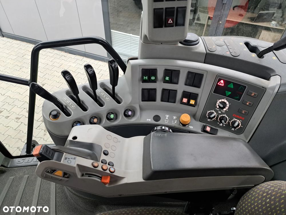 Claas AXION 850 CIS Hexashift - 10