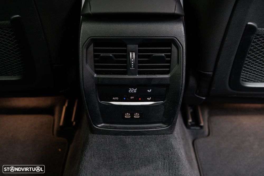 BMW 320 e Pack M Auto - 32