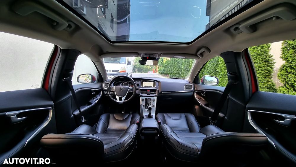 Volvo V40 D2 Inscription - 16