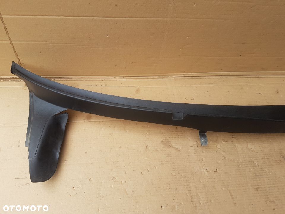 VW Phaeton listwa osłona podszybia mechanizmu wycieraczek 6.0 w12 - 5