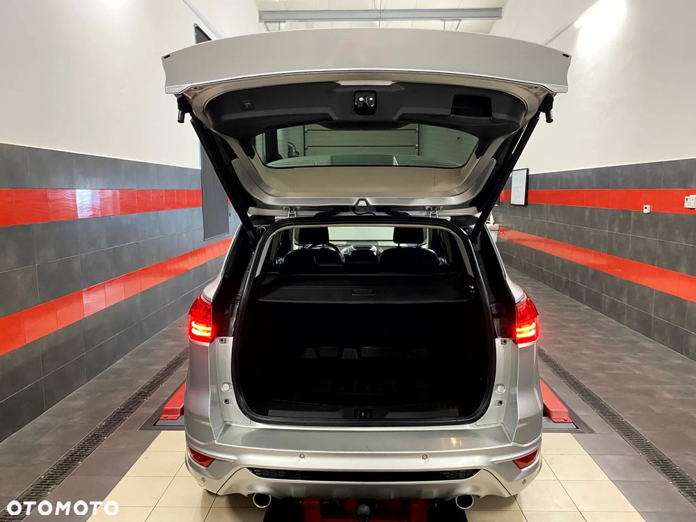 Ford Kuga 2.0 TDCi 4x4 Titanium - 13