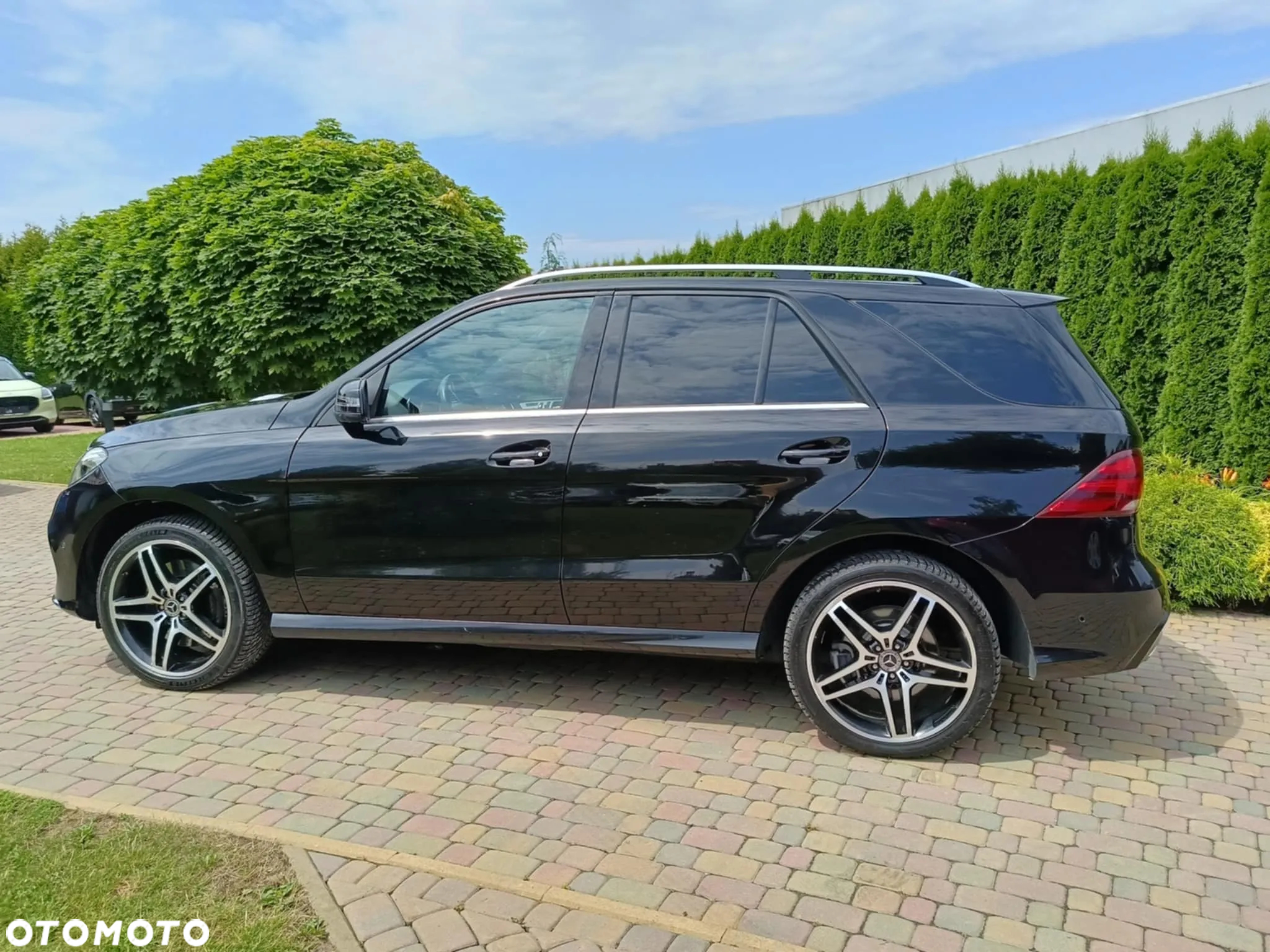 Mercedes-Benz GLE 500 e 4Matic 7G-TRONIC AMG Line - 5