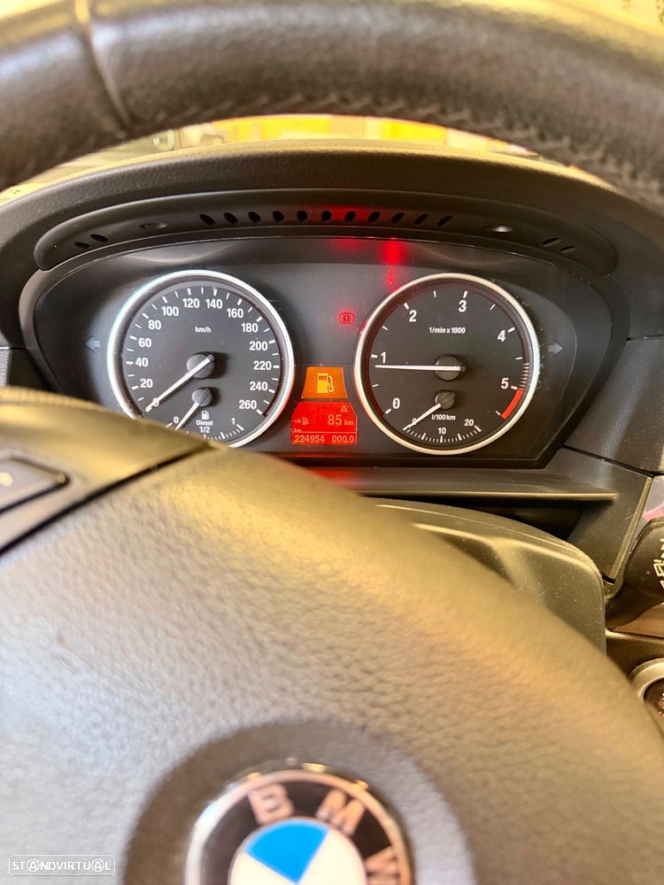 BMW 520 Gran Turismo - 15