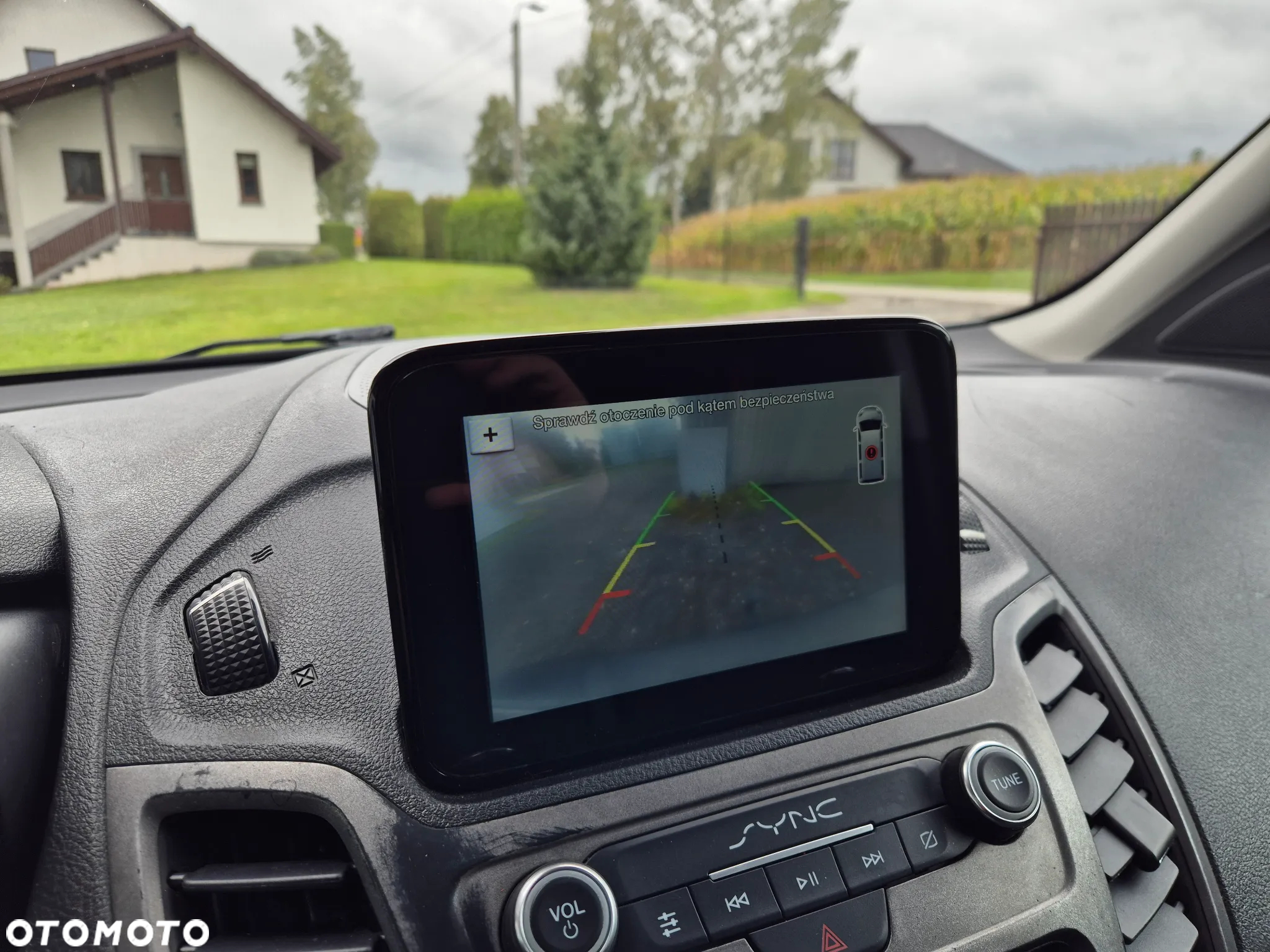 Ford Transit Connect - 16