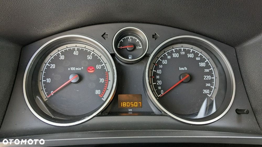 Opel Zafira - 23