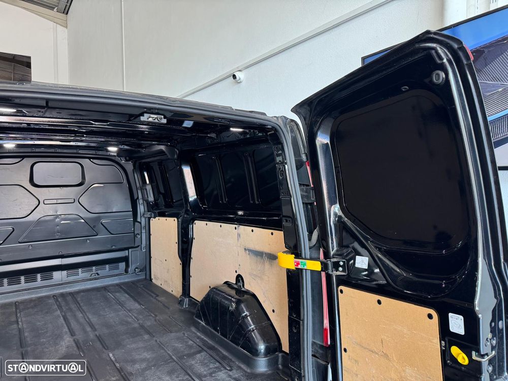Ford Transit Custom L2H1 Auto. - 17
