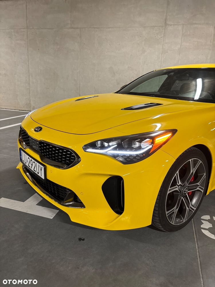 Kia Stinger - 6