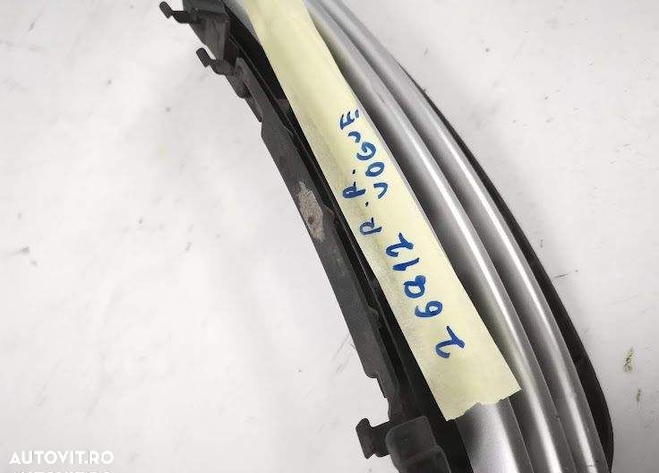 Ornament Grila Proiector Dreapta original Vogue Land Rover  Range Rove - 8