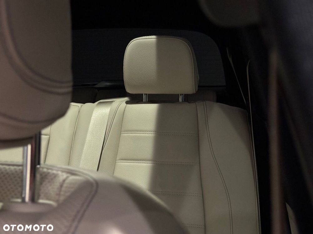 Mercedes-Benz GLS - 15