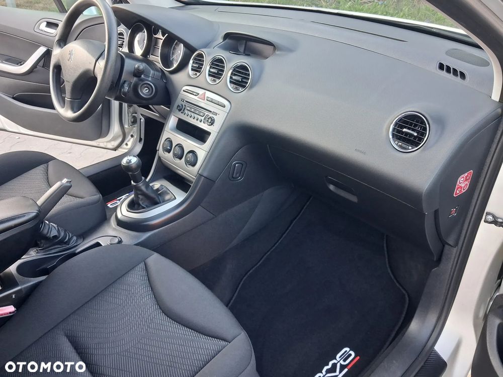 Peugeot 308 1.6 HDi Premium - 28