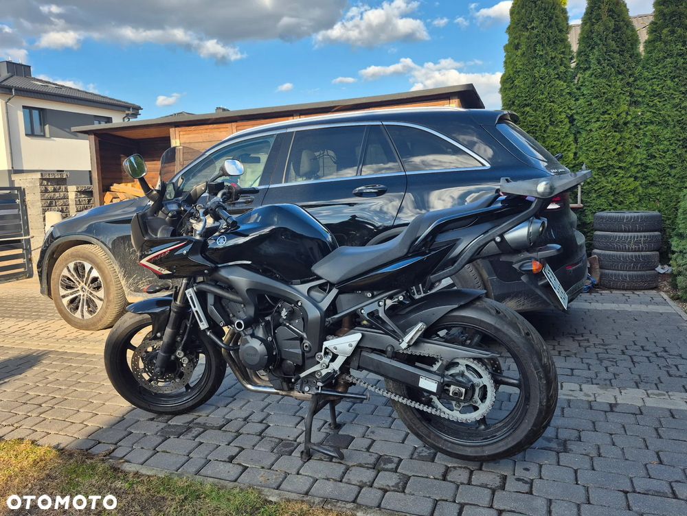 Yamaha FZ6 - 3