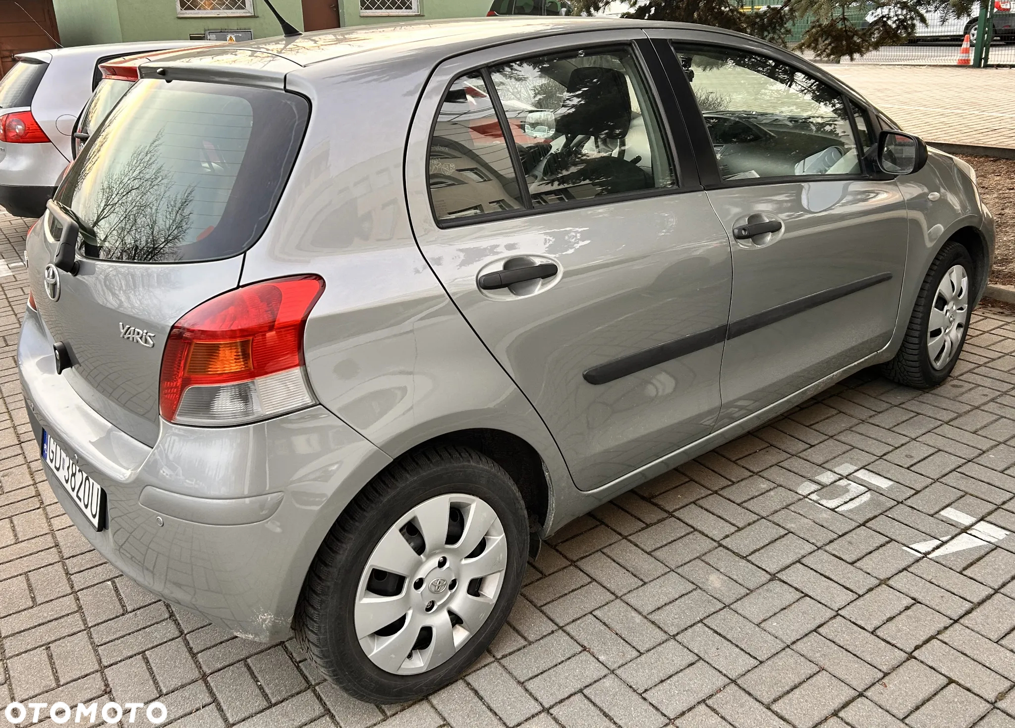 Toyota Yaris 1.33 Luna - 4