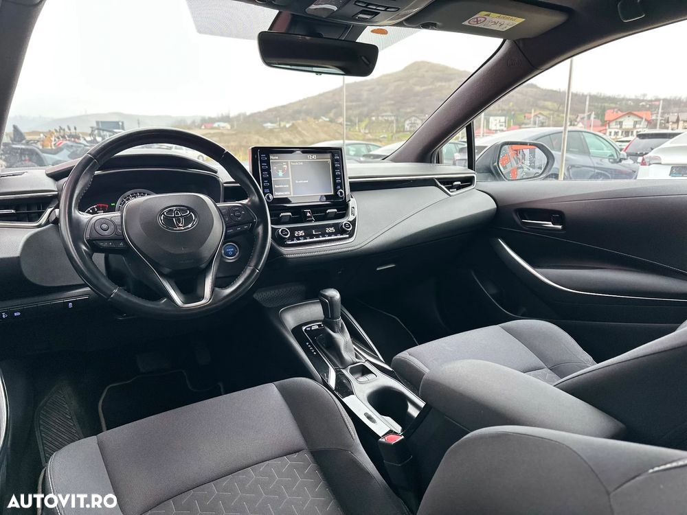 Toyota Corolla 1.8 HSD TS Dynamic - 12