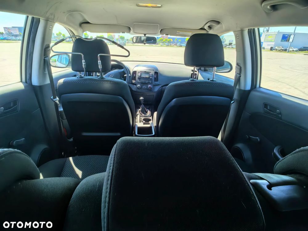 Hyundai i30 1.4 Classic + - 6