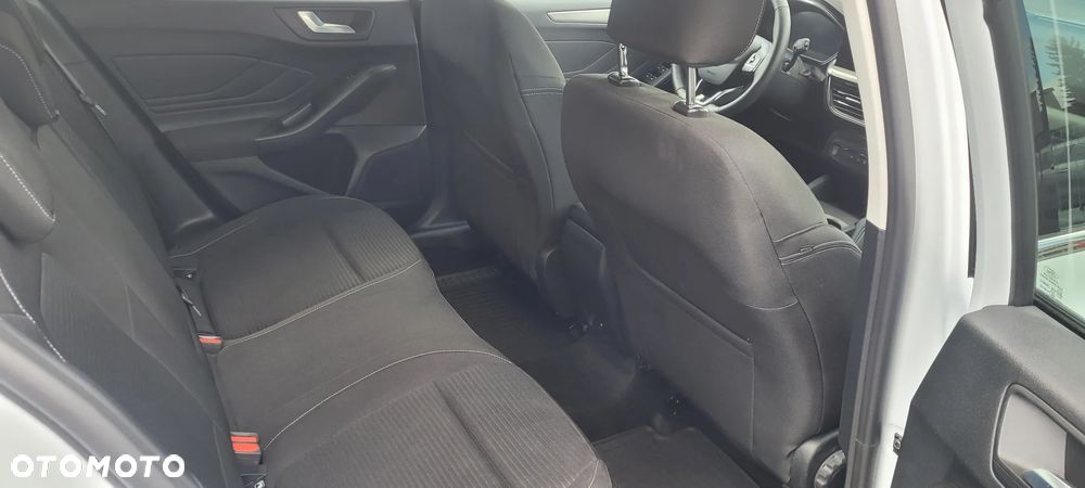 Ford Focus 1.5 EcoBlue Titanium X - 19