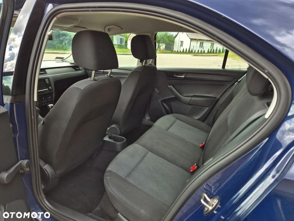 Skoda RAPID - 11