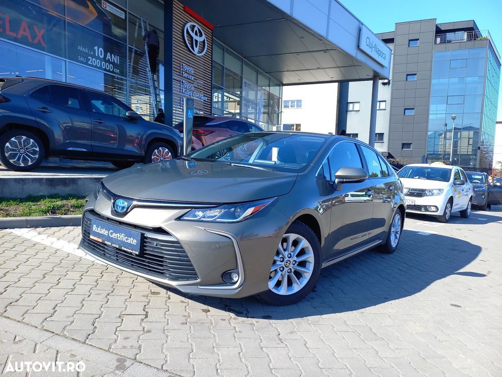 Toyota Corolla 1.8 HSD Dynamic - 1