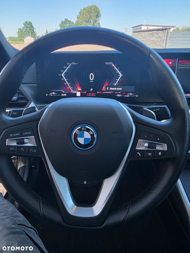 BMW Seria 3 - 32