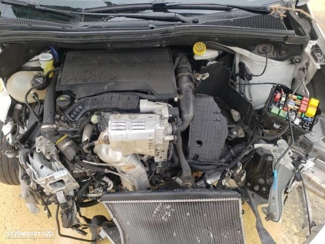 Peças Peugeot 2008 (CU_) 1.2 THP 130 GT 2019 - 9