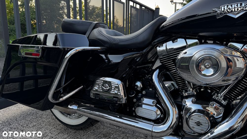 Harley-Davidson Touring Road King - 13