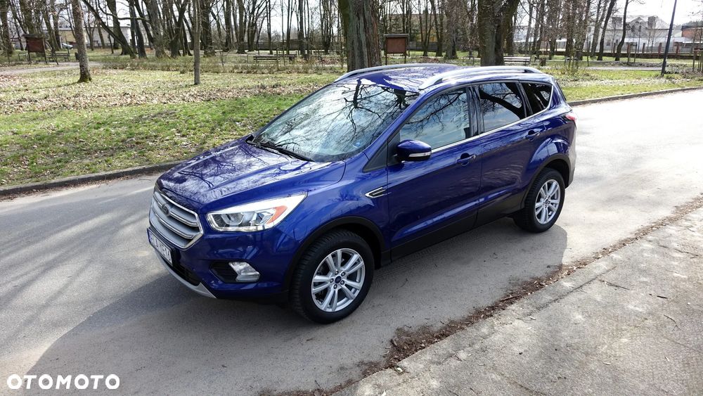 Ford Kuga - 25
