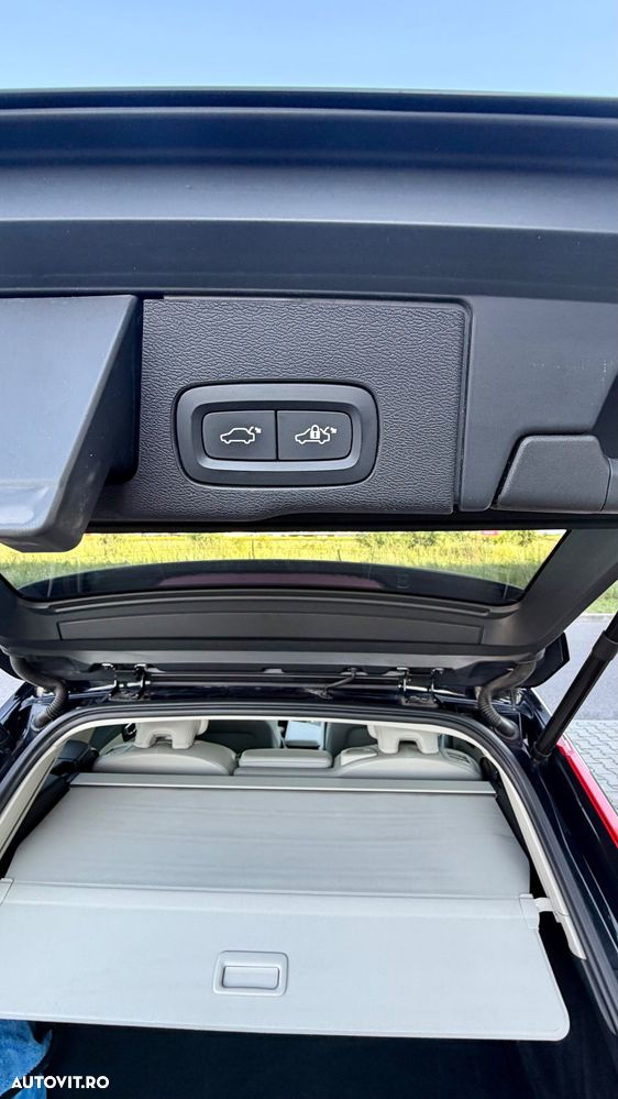 Volvo XC 60 B5 MHEV AWD Inscription - 18