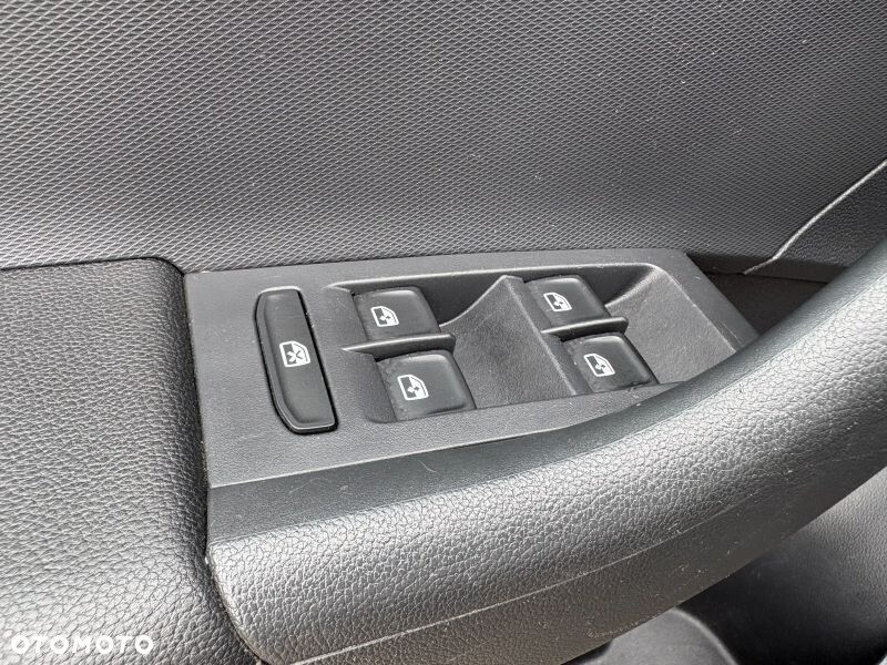 Skoda RAPID 1.0 TSI Ambition - 23