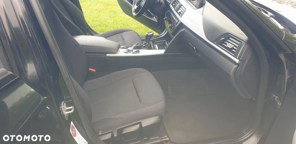 BMW Seria 3 318d Blue Performance Luxury Line - 8