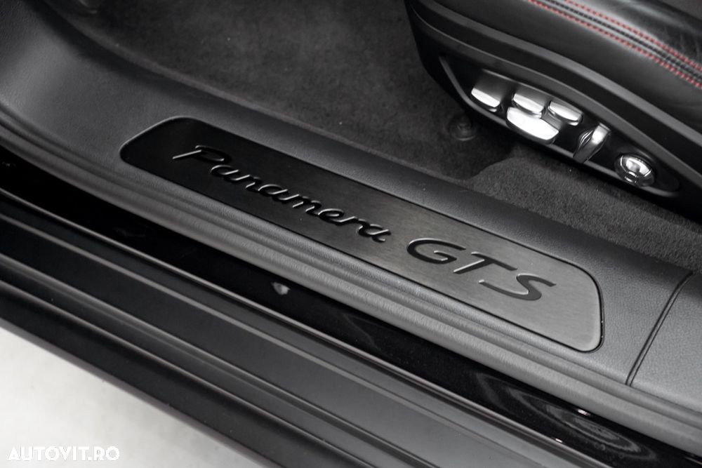 Porsche Panamera GTS - 31