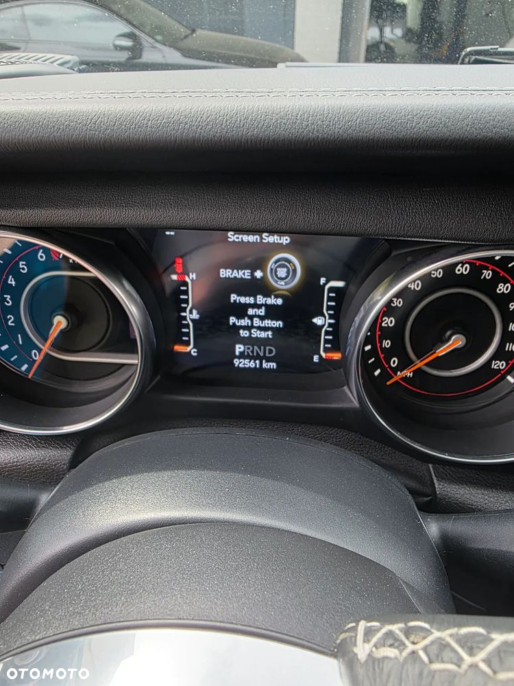 Jeep Wrangler 3.6 Unlim Sahara - 9