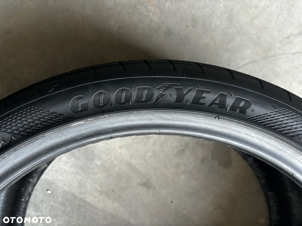 Opony letnie Goodyear Eagle F1 SuperSport - 255/35R20 - 4