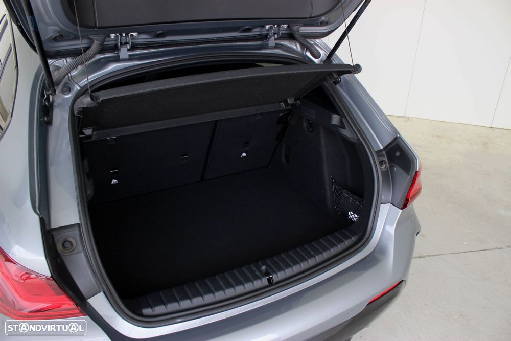 BMW 116 d Pack 50 anos M Auto - 14