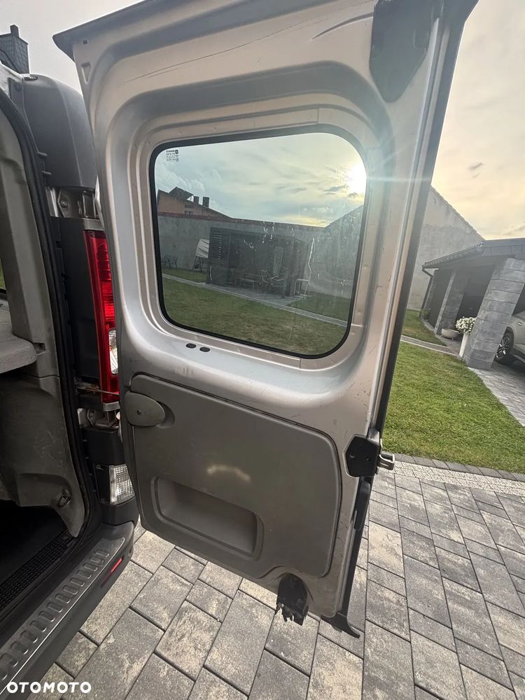 Opel VIVARO - 29