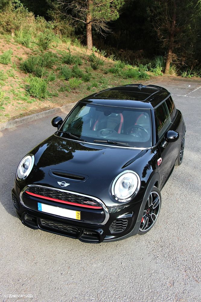 MINI 3 Portas John Cooper Works Auto Desportiva - 2